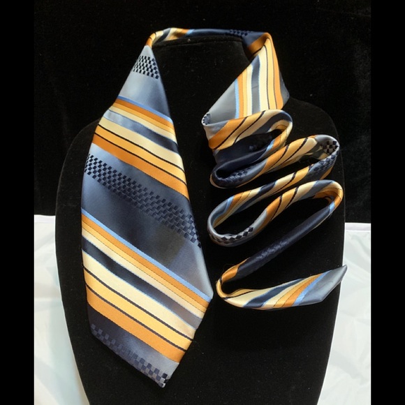 Oleg Cassini Other - 👔OLEG CASSINI Vintage Multicolored Stripe Tie